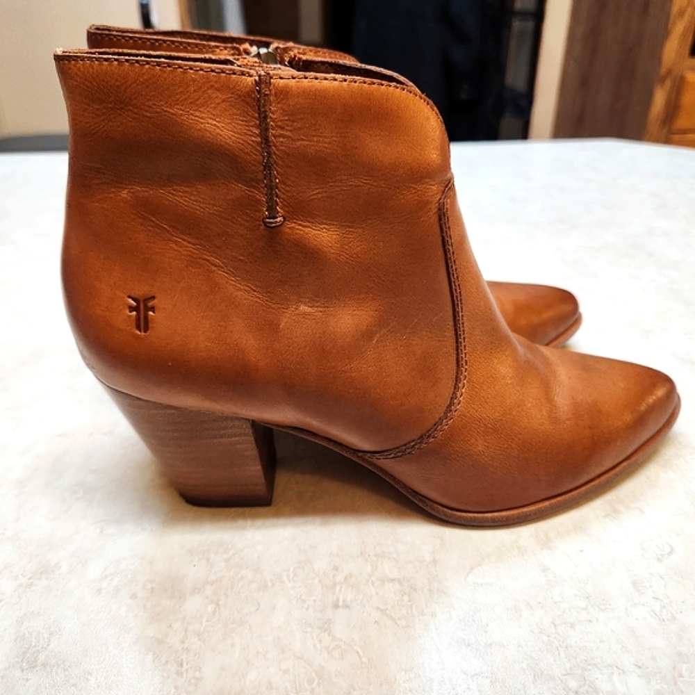 Woman's Frye Cognac Brown Ankle Booties